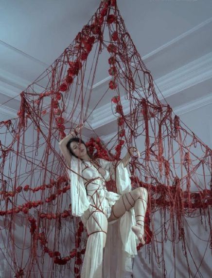 欧美时尚街拍冬女_1080完整版观看